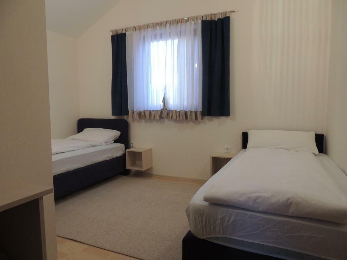 Ražanac Apartments Villa Aurora מראה חיצוני תמונה